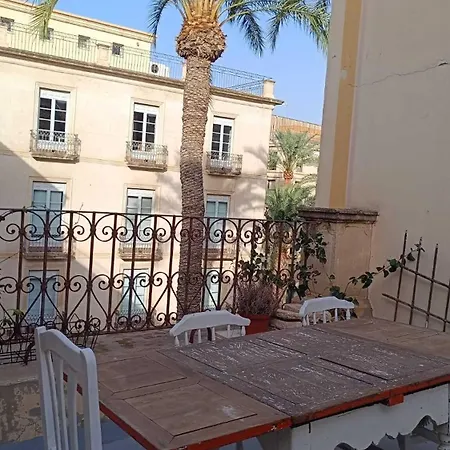 L'atelier Casco Antiguo Apartment